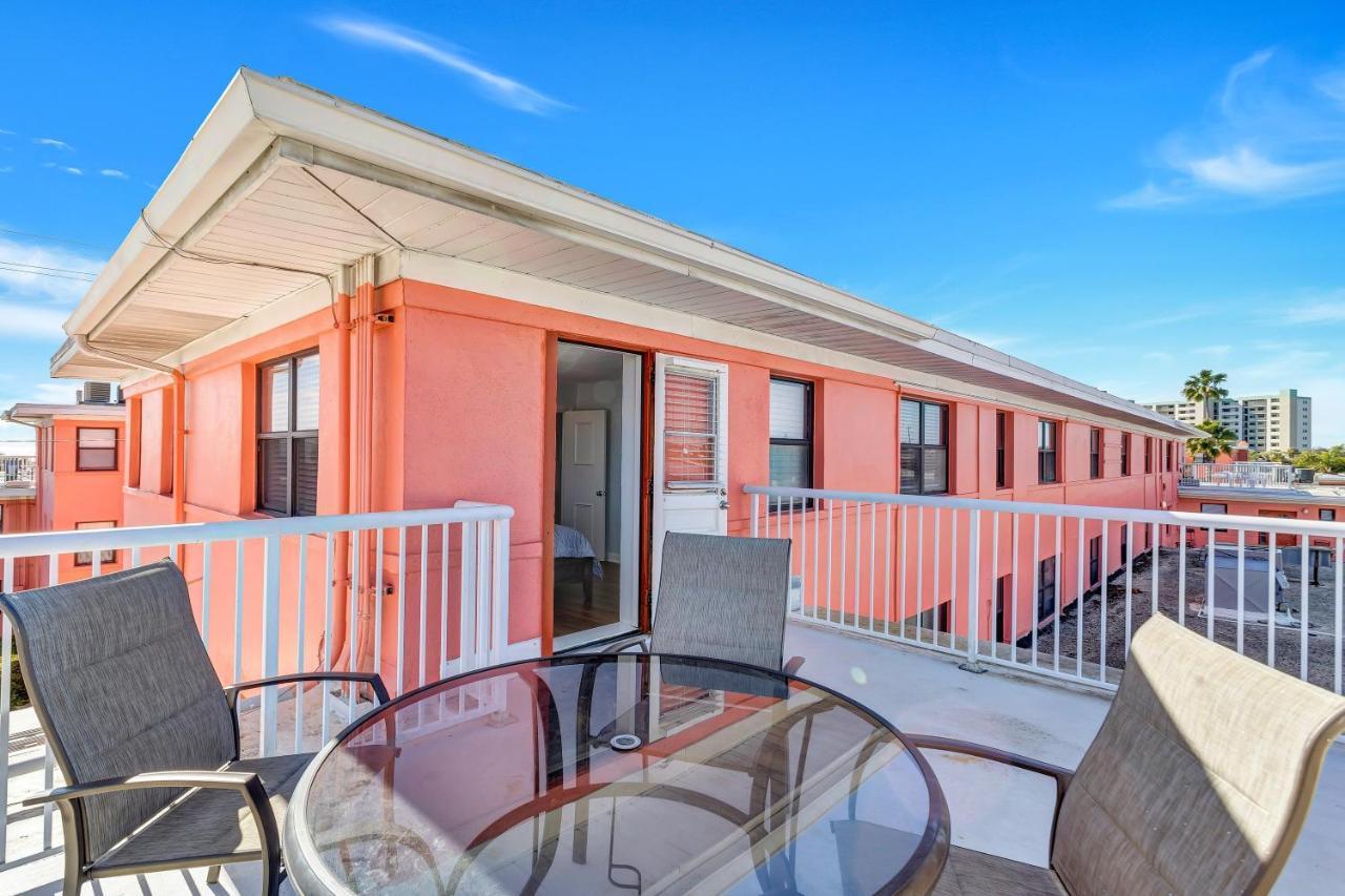 Gulf Winds Resort By Travel Resort Services St. Pete Beach Exterior photo